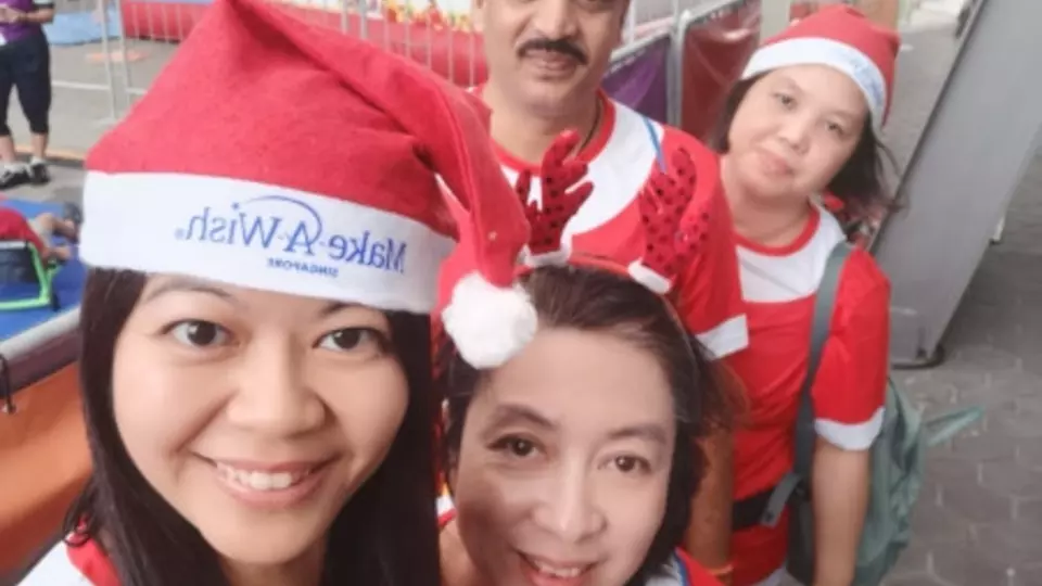 news_santa_run_for_wishes_07.jpg