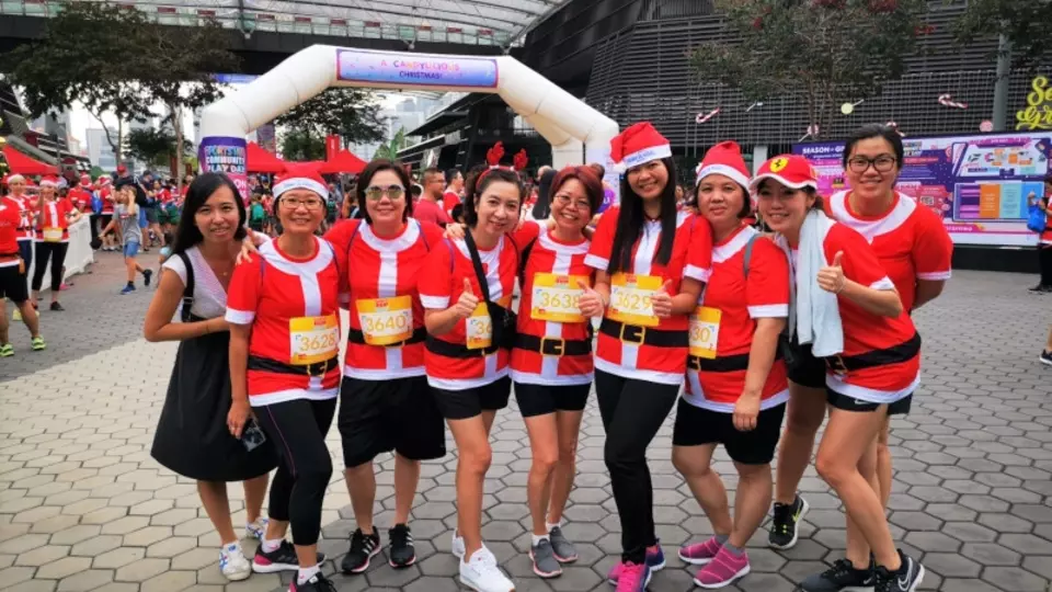 news_santa_run_for_wishes_08.jpg